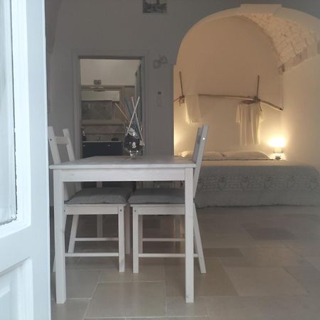 Hotel Le Tre Alcove Ceglie Messapica Esterno foto