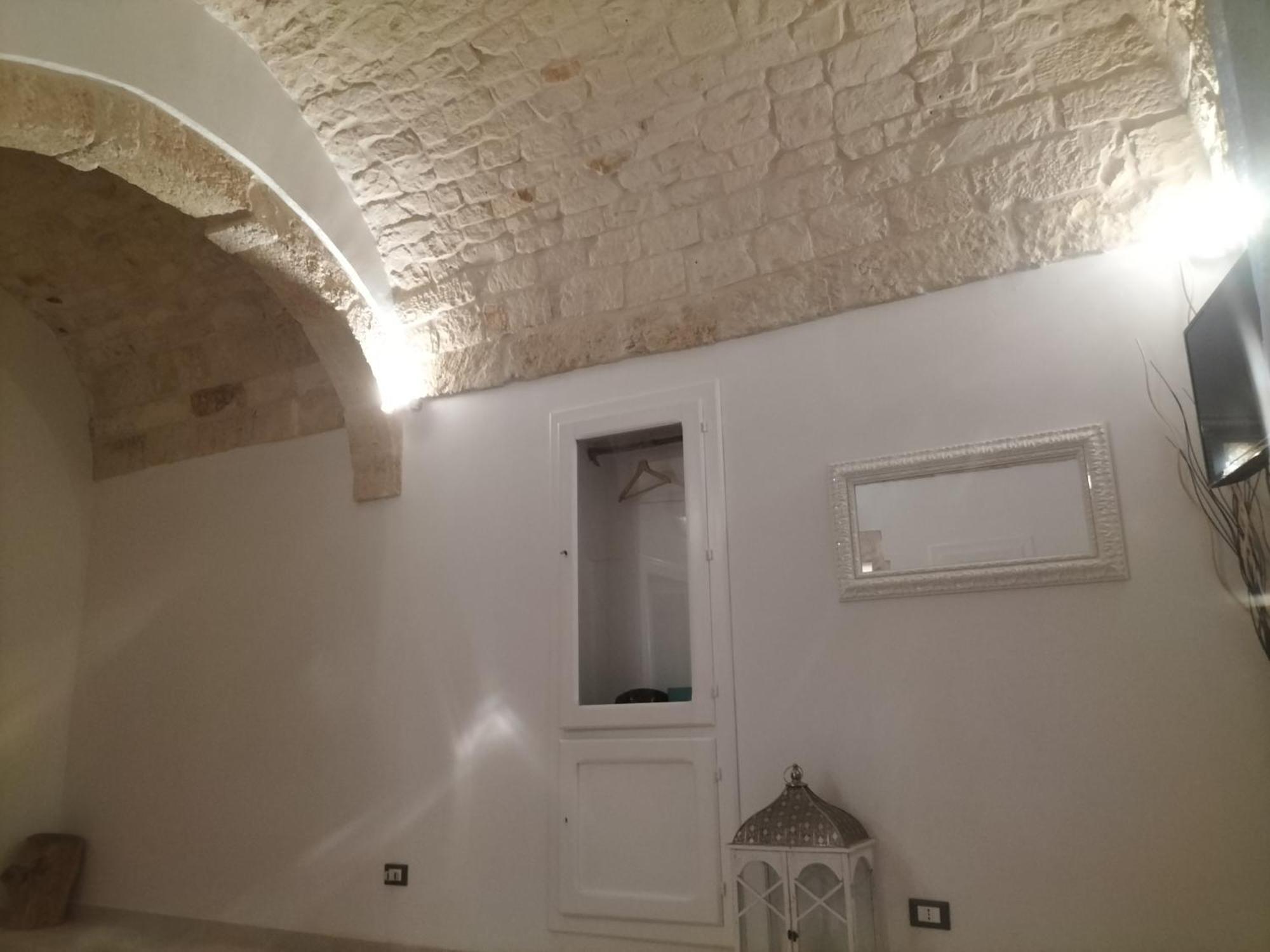 Hotel Le Tre Alcove Ceglie Messapica Esterno foto